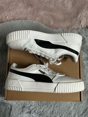 Puma carina canvas white black sneakers